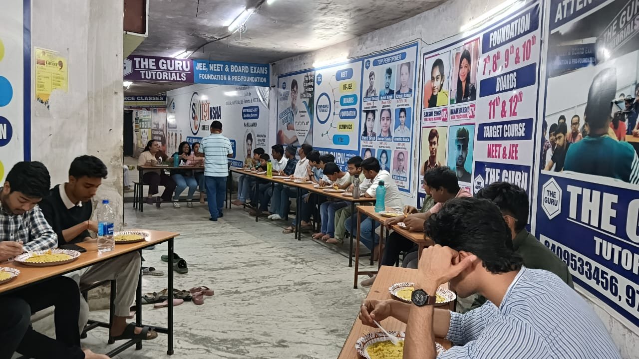 Image gallery marquee