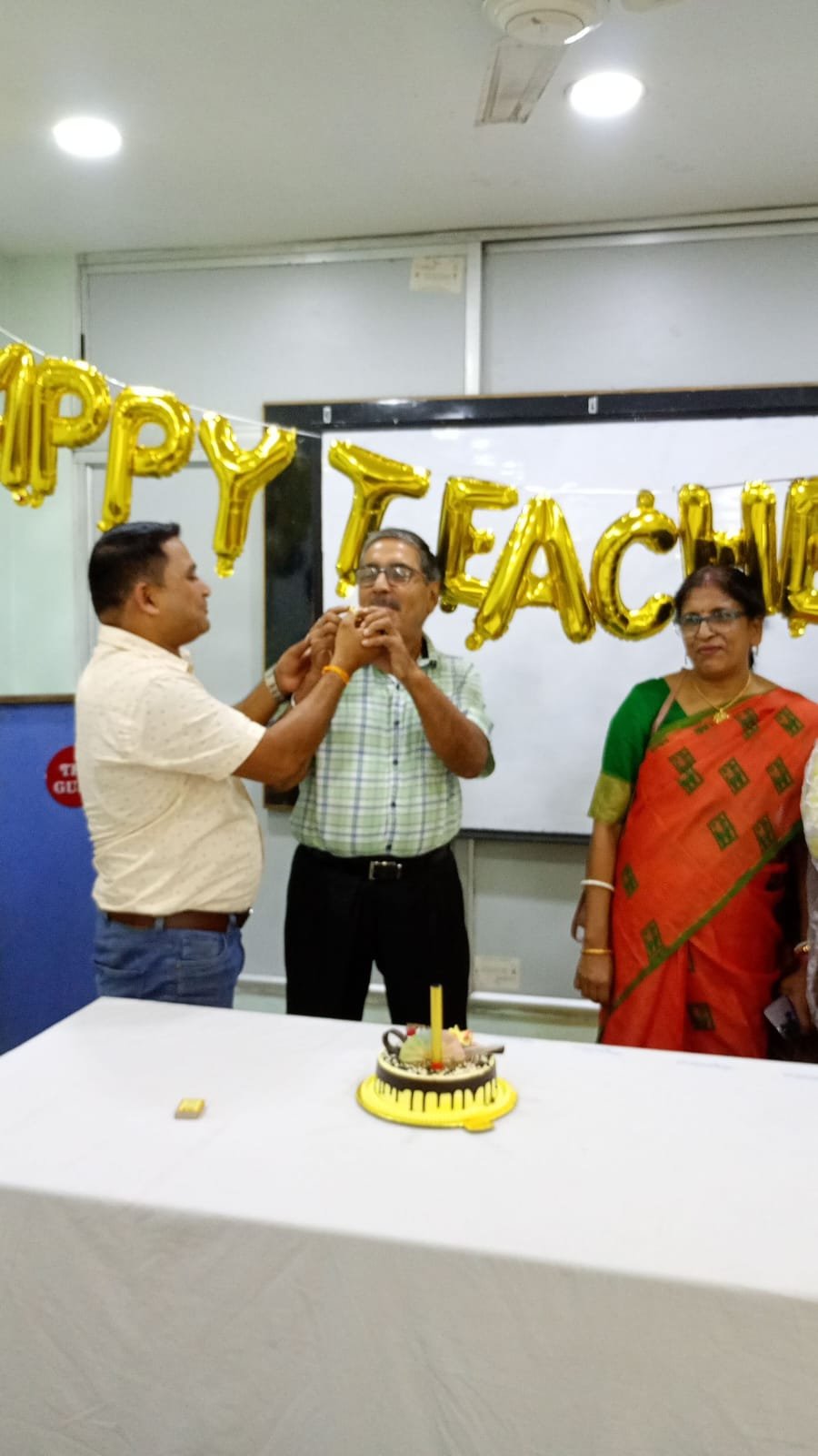 Image gallery marquee